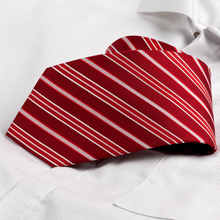 Chairman style Amable Red pánská hedvábná kravata s proužkem